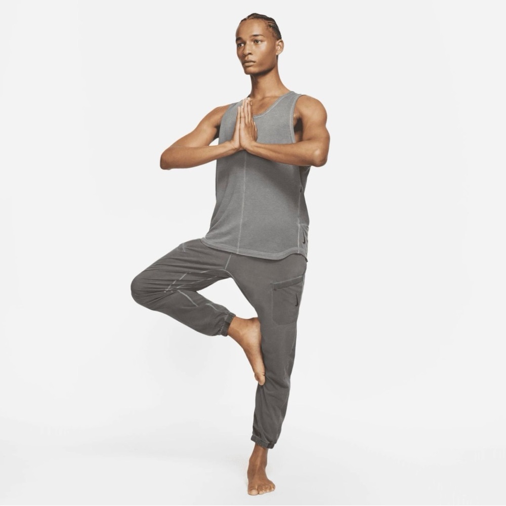 Nike Dry Fit Yoga Jogger Men's Athletic Pants Galactic Jade CZ2223-337 N